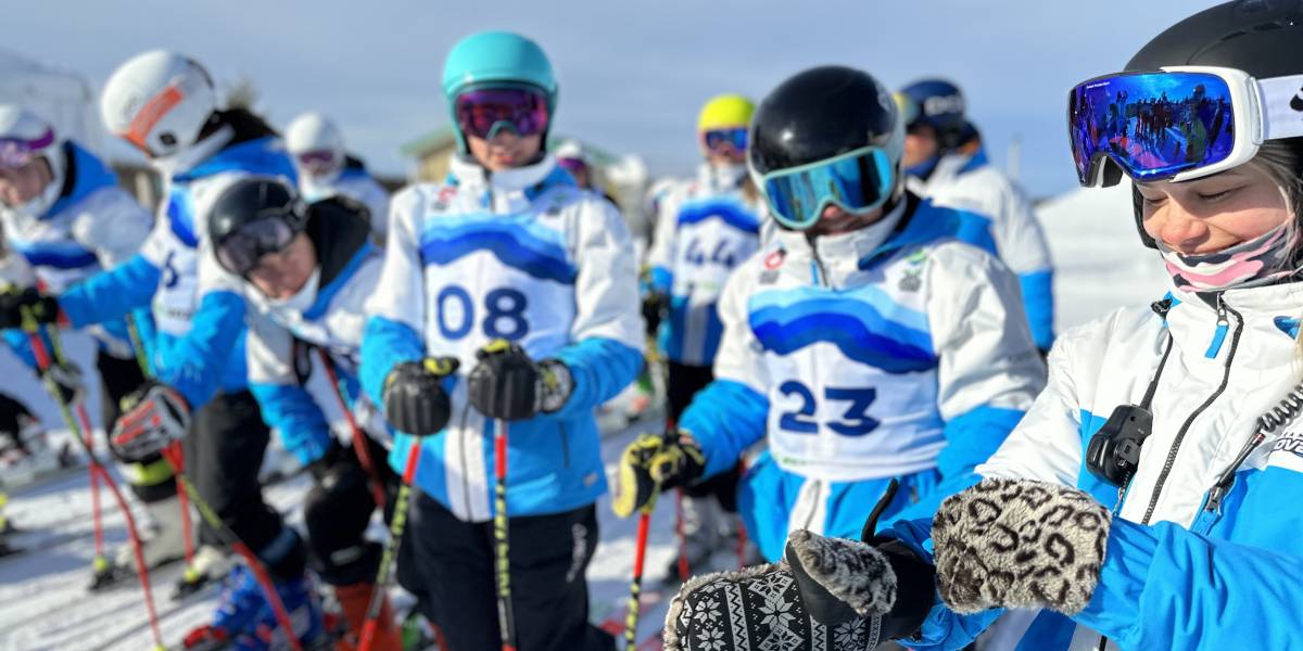 Canadian Alps News Top Alpine Ski Racers Gather Together at the