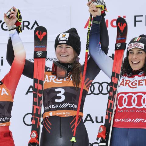 Ski alpin. La Canadienne Valérie Grenier remporte le slalom géant